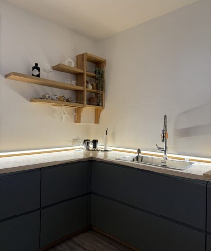 Cucina senza pensili