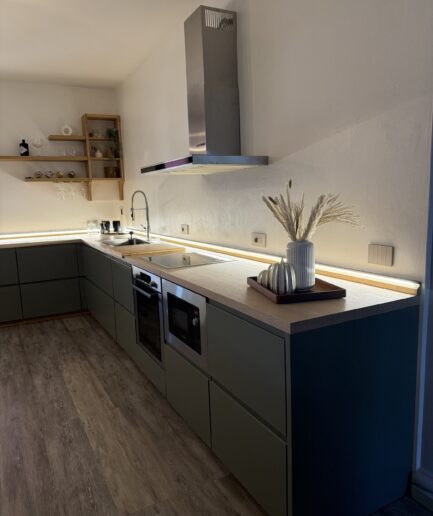 Cucina senza pensili